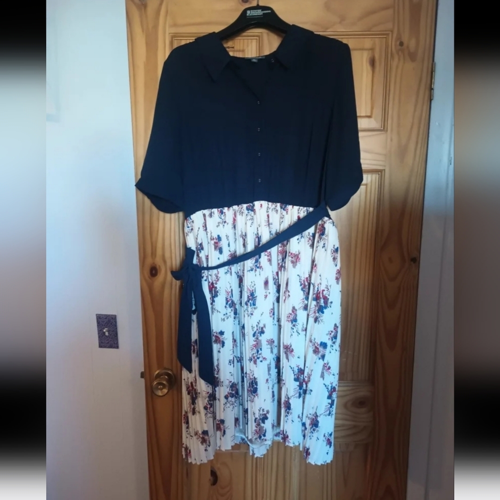 Modcloth  Xl Dress - Picture 5 of 7